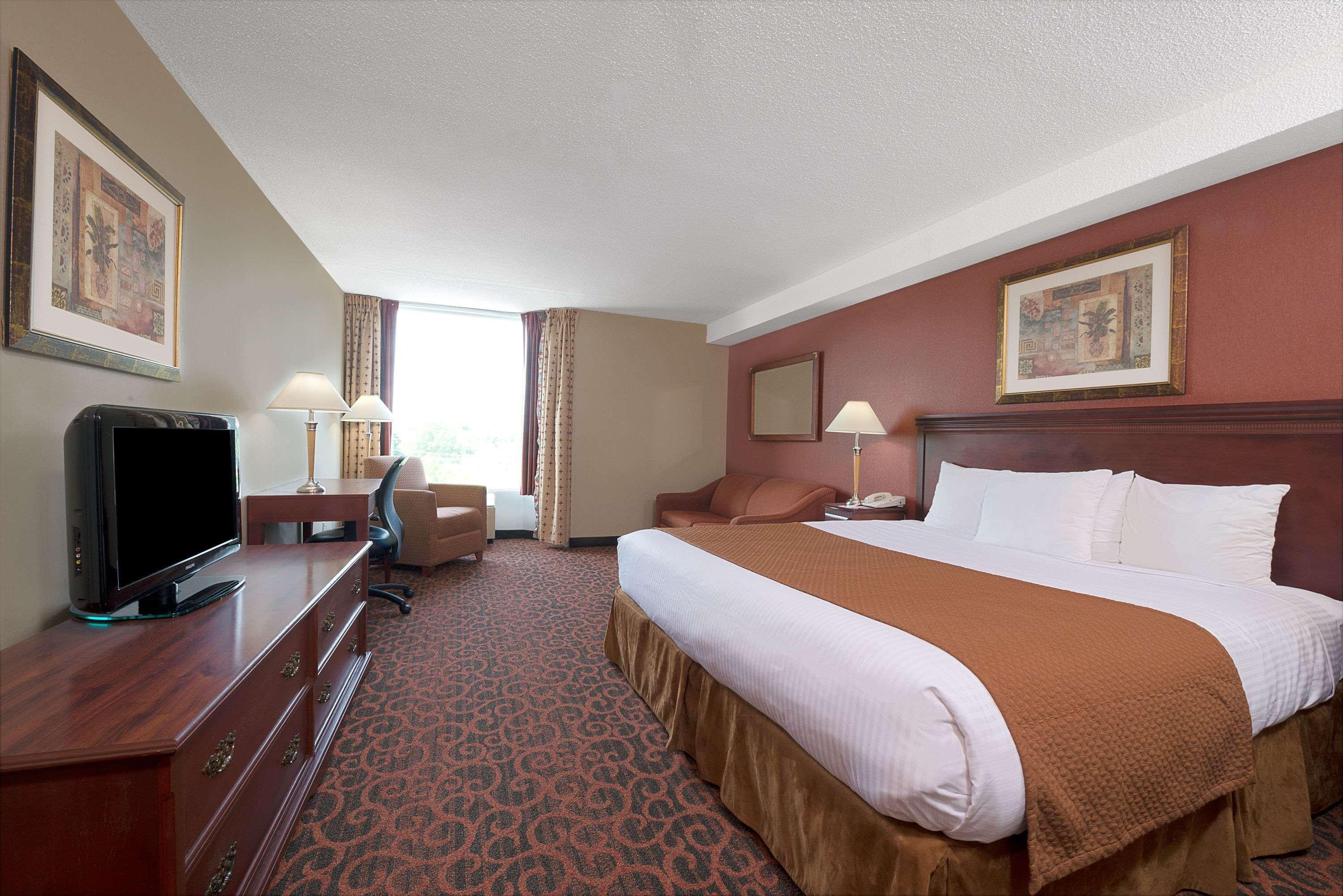 Ramada By Wyndham Niagara Falls/Fallsview Exteriör bild