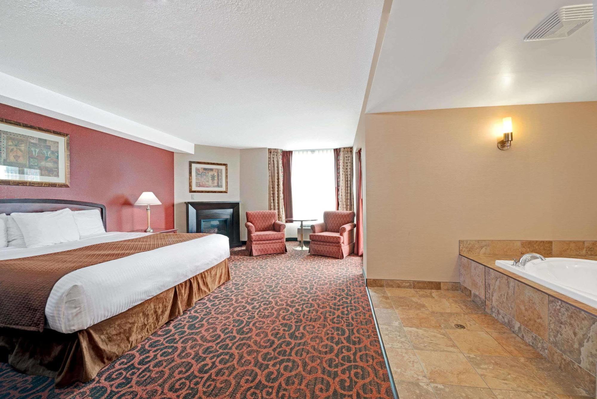 Ramada By Wyndham Niagara Falls/Fallsview Exteriör bild