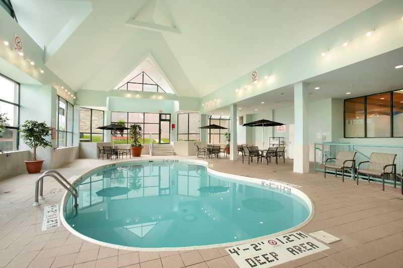 Ramada By Wyndham Niagara Falls/Fallsview Exteriör bild